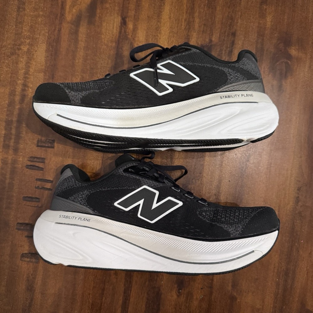 New Balance Fresh Foam x 860v15 Women's Running Shoes Size 7.5 Black/White - Picture 3 of 8